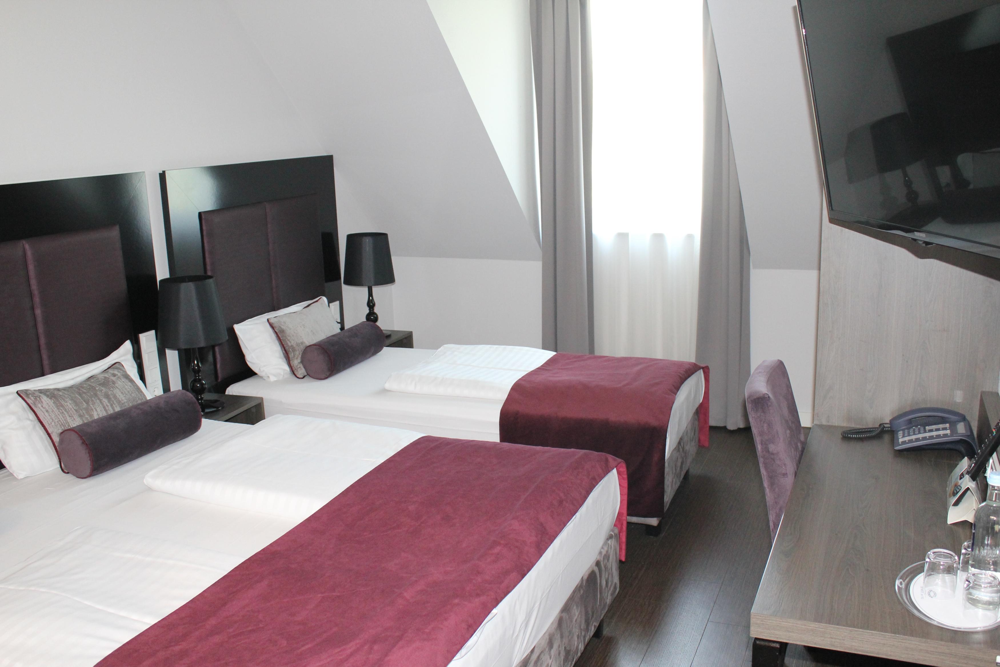 อารีนา วิลลา อัม วาสเซอร์พาร์ค Hotel Frankfurt am Main ภายนอก รูปภาพ