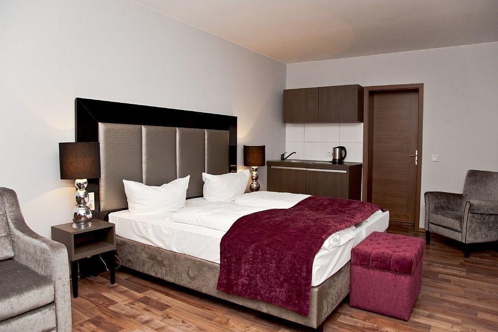 อารีนา วิลลา อัม วาสเซอร์พาร์ค Hotel Frankfurt am Main ภายนอก รูปภาพ